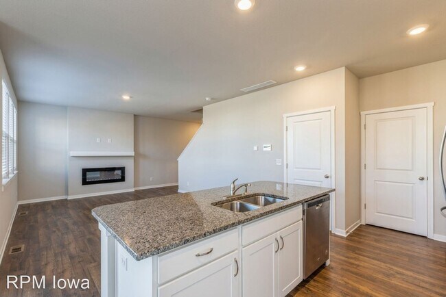 Foto del edificio - 4 br, 2.5 bath House - 4122 NW Cedarwood D...