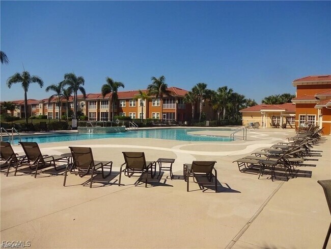 Foto del edificio - 8892 Via Isola Court