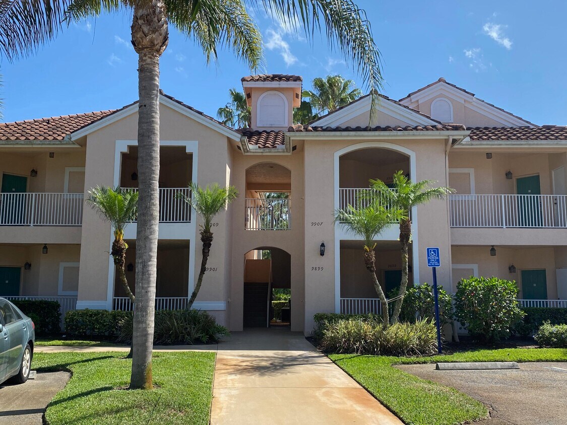 9907 Perfect Dr, Port Saint Lucie, FL 34986 Condo for Rent in Port