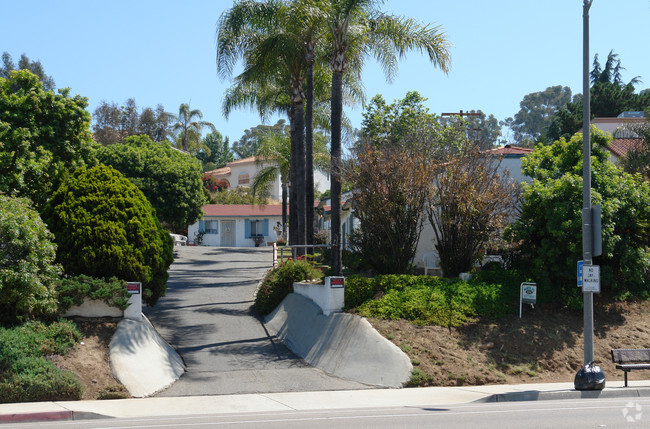 Building Photo - Sante Fe Cottages