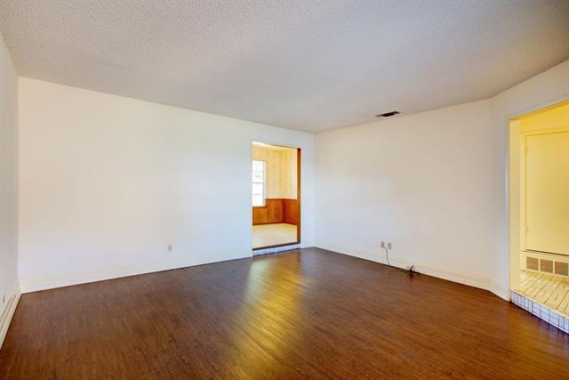 Foto del edificio - 3201 Ashford Ave