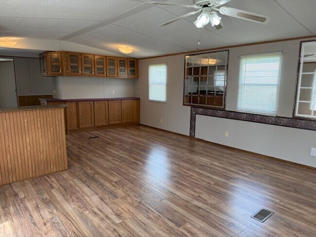 Foto del edificio - Greenback 37742 - 3 bed 2 bath mobile home - Lease-to-Own Option - call Troy Adams 865-233-6949