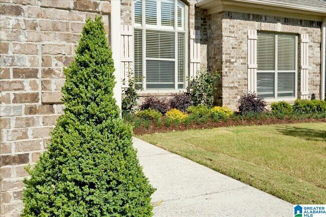 Foto del edificio - 5911 Forest Lakes Cove