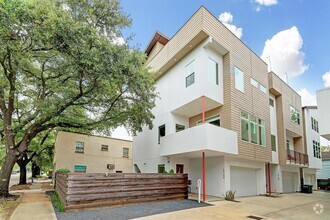 Building Photo - 1512 Yale St