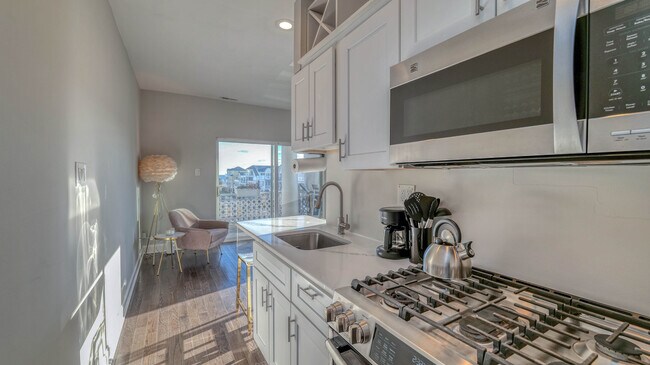 Foto del edificio - 25 S Surrey Ave