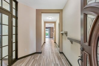 Building Photo - 18 N Star Ridge Cir