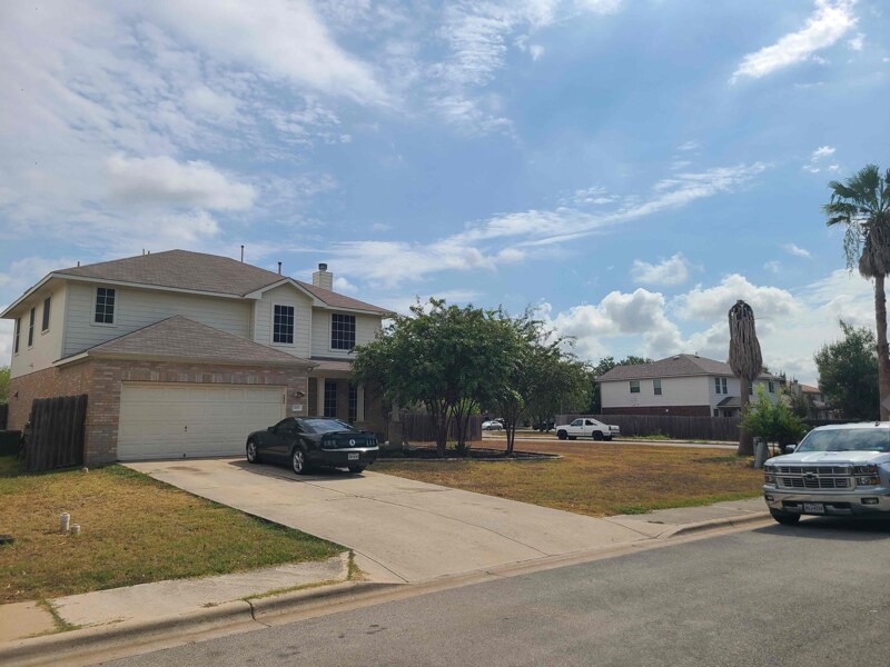 105 Meadowlark Ln, Kyle, TX 78640 House Rental in Kyle, TX