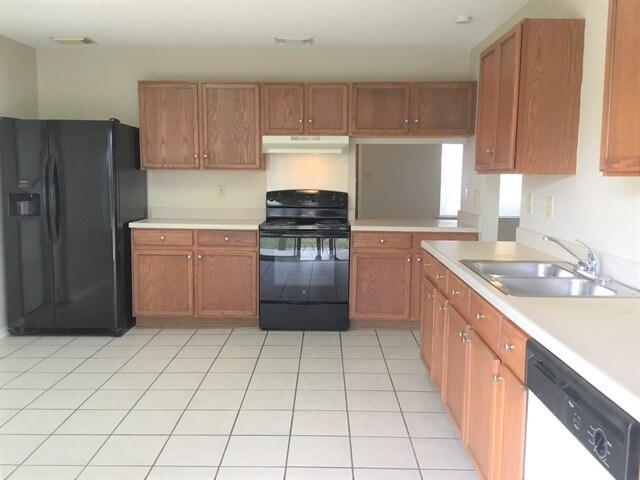 Building Photo - 10502 Dugas Drive