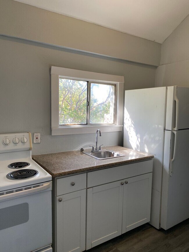 Foto del edificio - 1318 Willow St