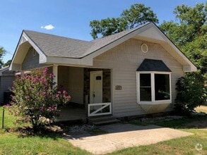 Building Photo - 1210 Bullock St