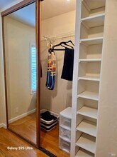 Building Photo - 133 Plov Way