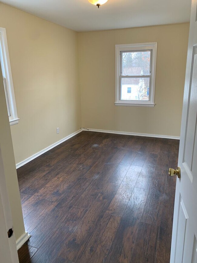 Foto del edificio - 2 Bedroom apartment for Rent - Poughkeepsie