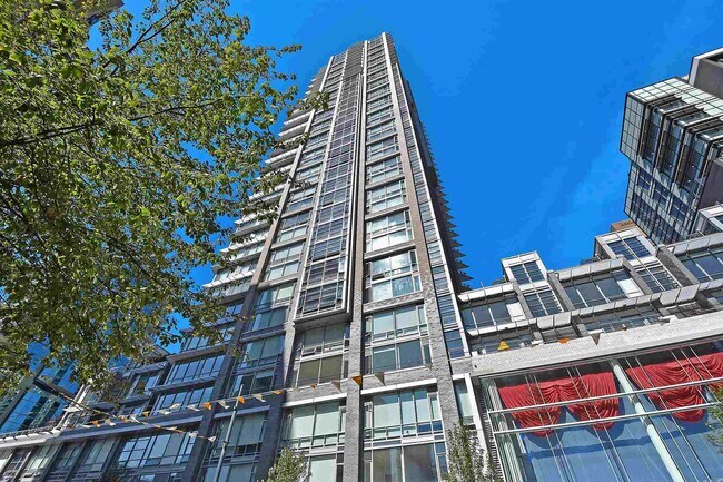 Photo du bâtiment - 1283 Howe St