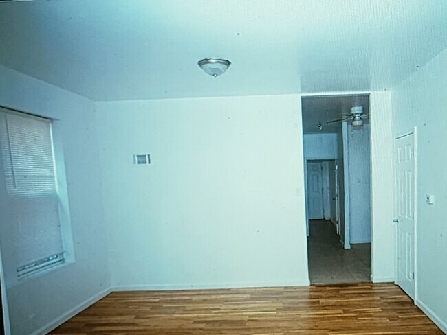 Living room - 3535 Clarence Ave