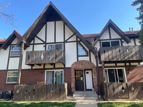 Building Photo - 3250 O'Neal Cir