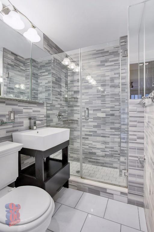 Foto del edificio - 697 TENTH (47th St. & 48th St.), #4RS