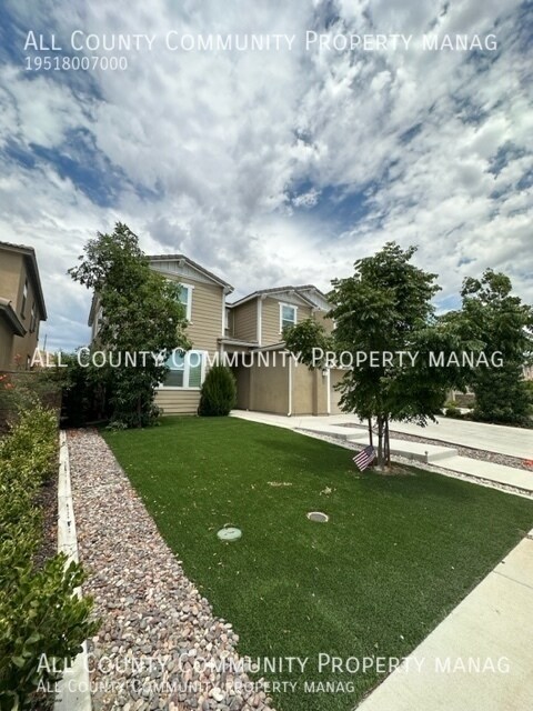 Building Photo - 2 Story Single Family Home in Heritage Lak...