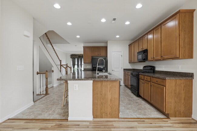 Photo - 25485 Feltre Ter Townhome