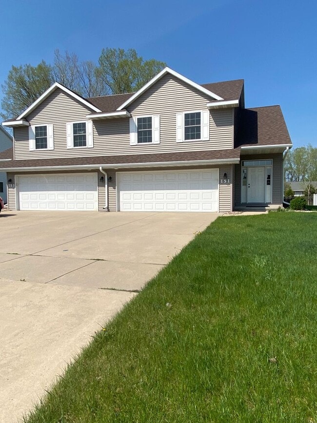 Building Photo - 2611 Libal St
