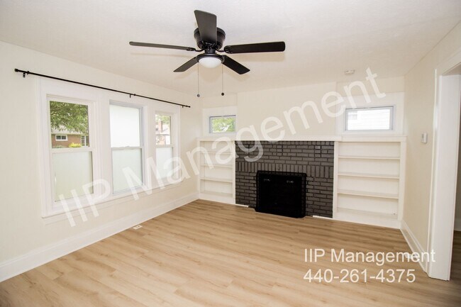 Foto del edificio - 4485 Emerson Rd