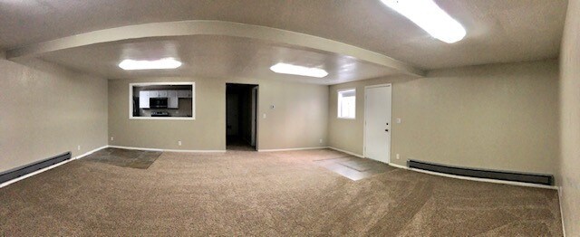 Building Photo - 6508 S 5th Ave