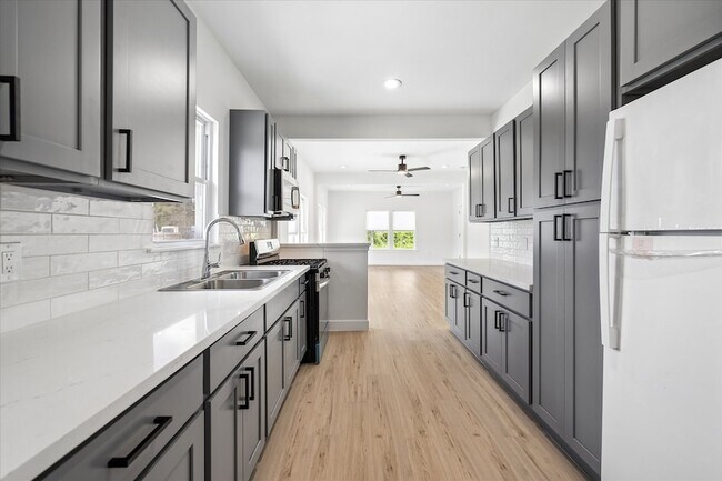Foto del edificio - 7702 Sealey St