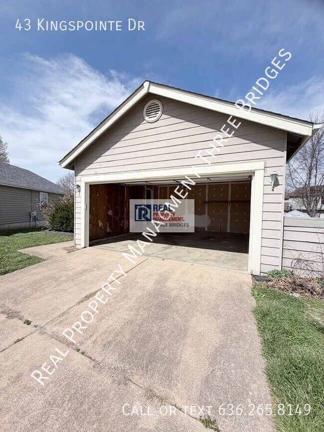 Foto del edificio - 43 Kingspointe Dr