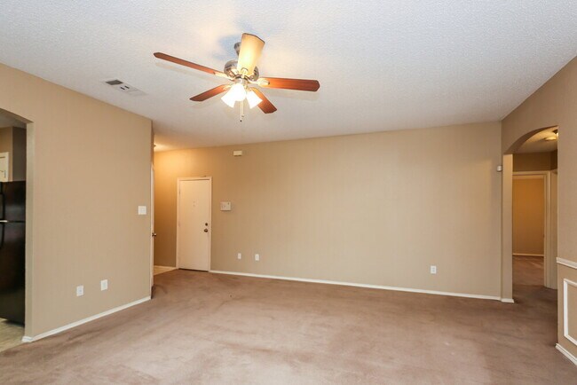 Foto del edificio - 908 Fenway Ln