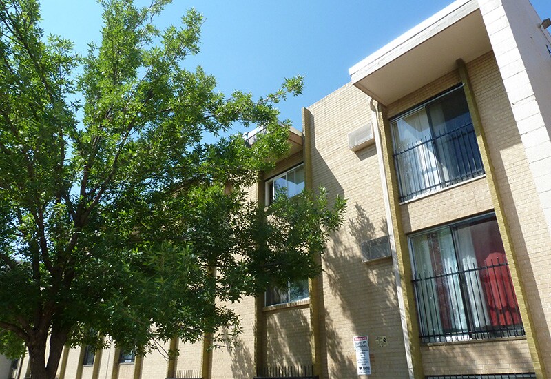 Primary Photo - 2363 Emporia St