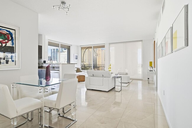 Foto del edificio - 550 Okeechobee Blvd