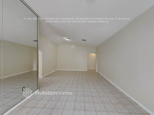 Building Photo - 957 NW 128th Pl