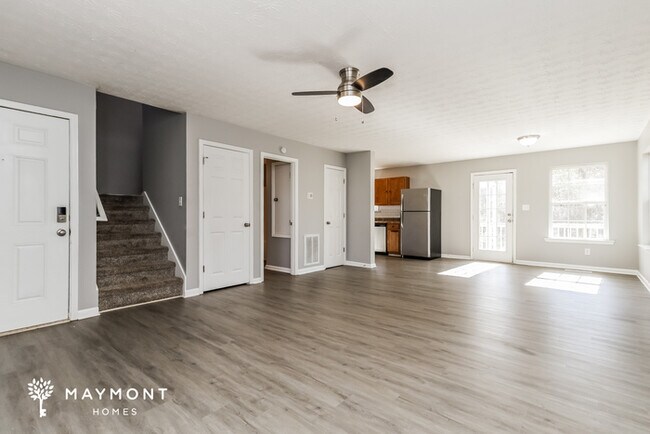 Building Photo - 120 Apache Dr