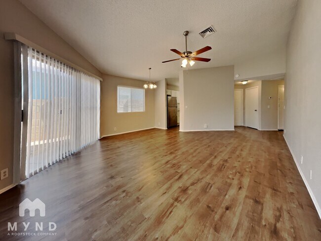Foto del edificio - 11312 N 82nd Ave