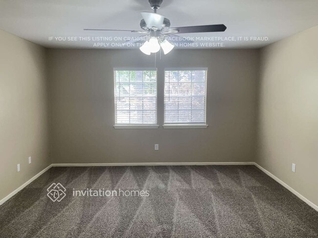 Building Photo - 8214 Oak Moss Dr