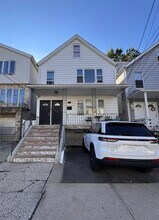 Building Photo - 161 Newman Ave
