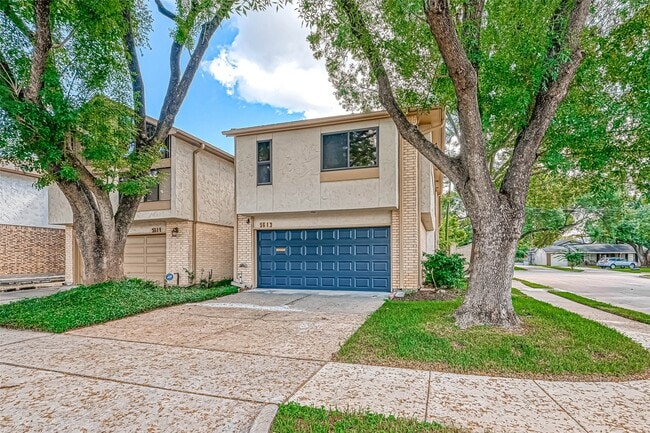 Building Photo - 5613 St Paul St