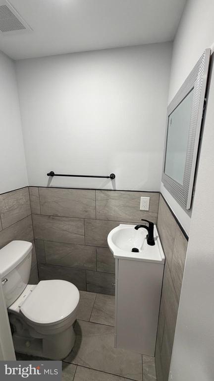 Foto del edificio - 2248 Earp St