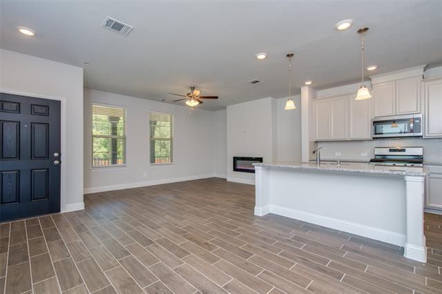 Building Photo - 2102 Argolis Dr