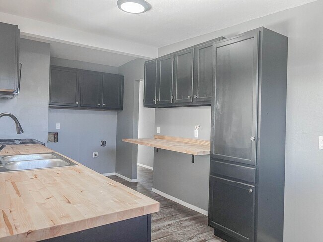 Foto del edificio - 2505 47th St