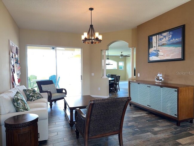 Building Photo - 16901 Ivy Lake Dr