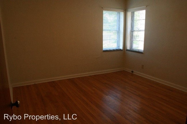 Building Photo - 5311 Jamieson Ave