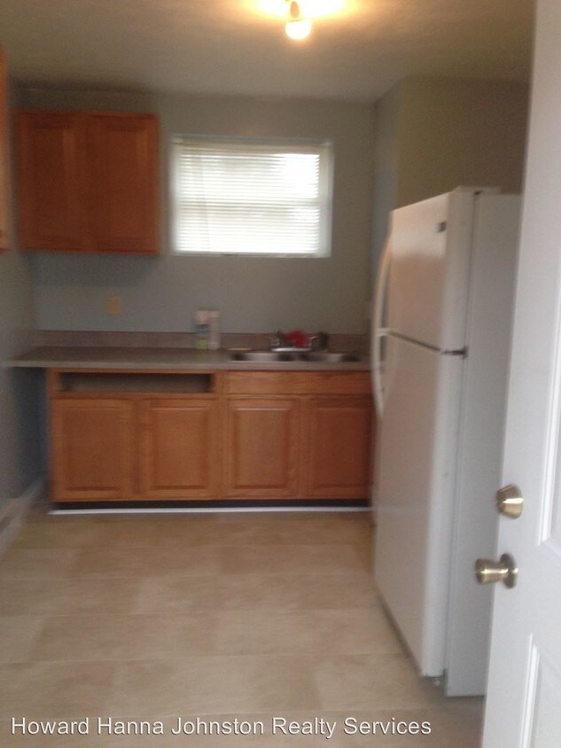 Primary Photo - 2207 8th Ave