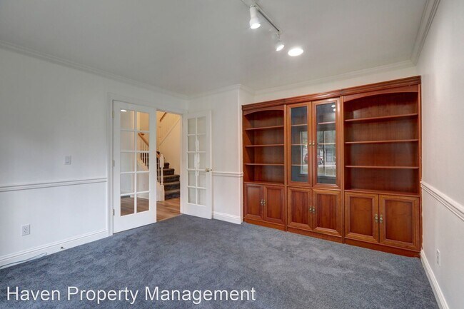 Foto del edificio - 5 br, 3.5 bath House - 10260 NE 30th Pl