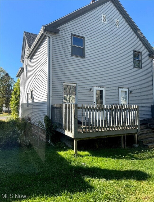 Foto del edificio - 1017 Washington Ave