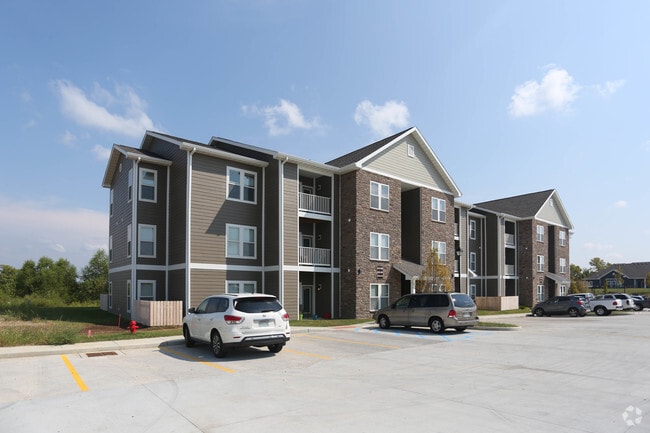 Parking - Town Square Apartments