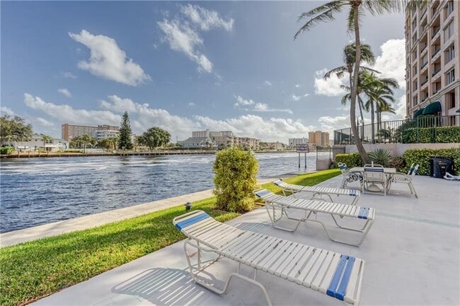 Foto del edificio - 2900 NE 14th Street Causeway