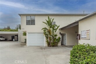 Building Photo - 5232 Topanga Canyon Blvd