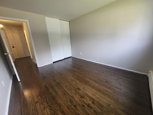 Foto del edificio - 205 Marian Pkwy