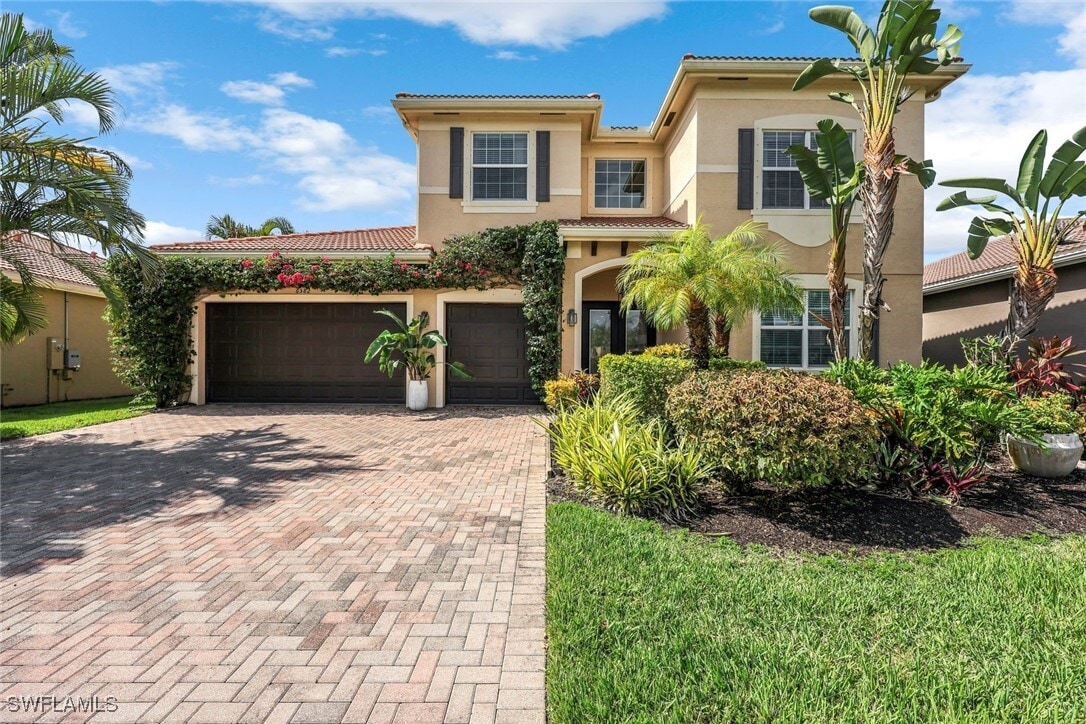 Foto principal - 6582 Monterey Point