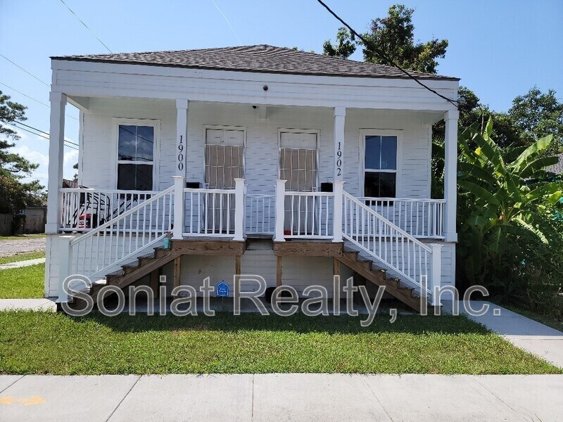 Primary Photo - 1902 France St